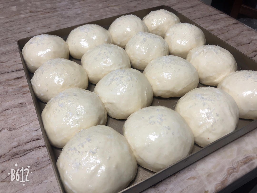 🥛超简单快手，柔软拉丝，一次发酵，牛奶小餐包
