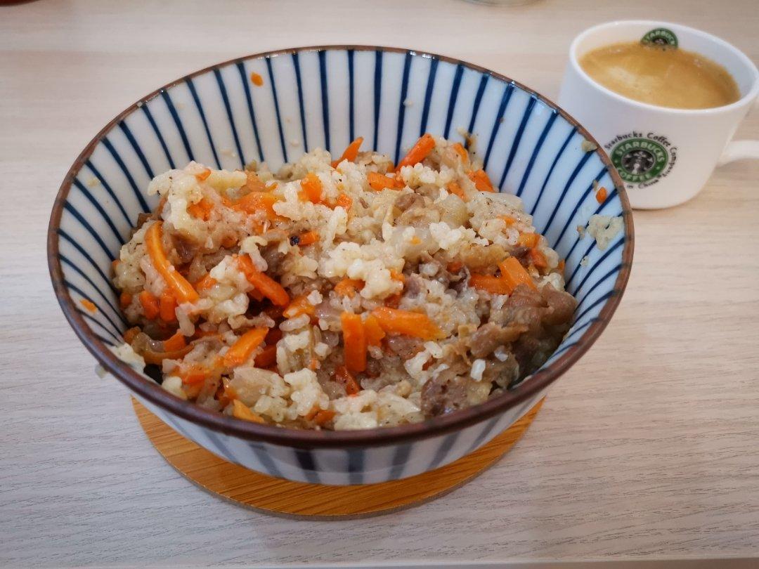 羊肉手抓饭(新疆煲版)