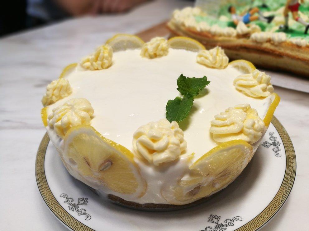 小嶋老师的酸奶慕斯