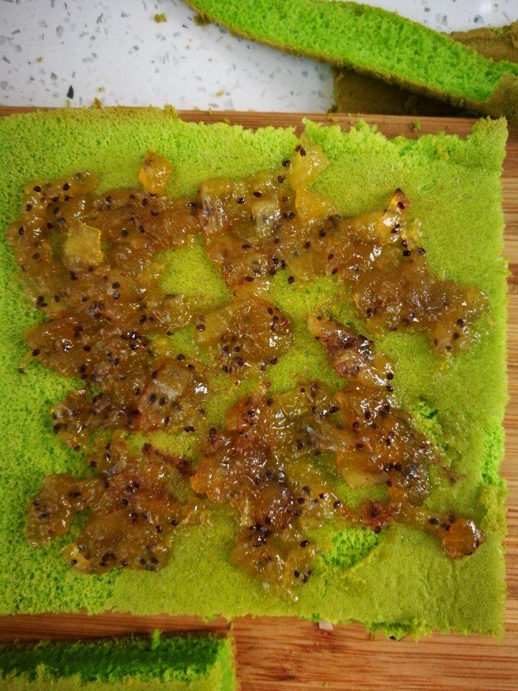 菠菜蛋糕卷（艾叶蛋糕卷)