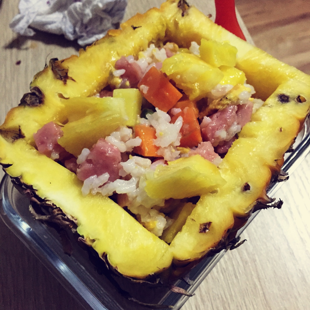 菠萝炒饭