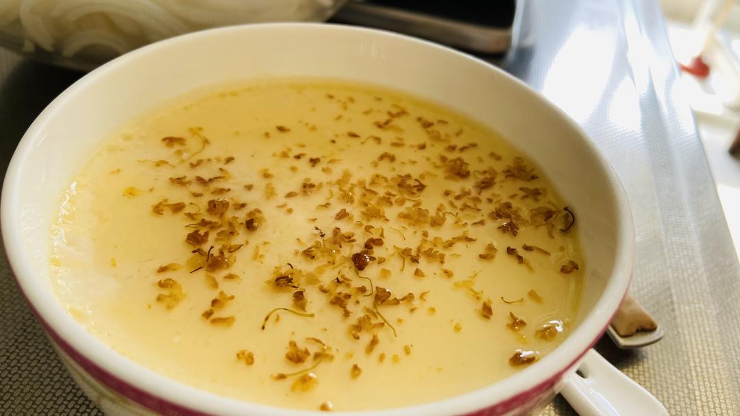 【CCTV味道中国-心手相承】彭帮兰版顺德双皮奶