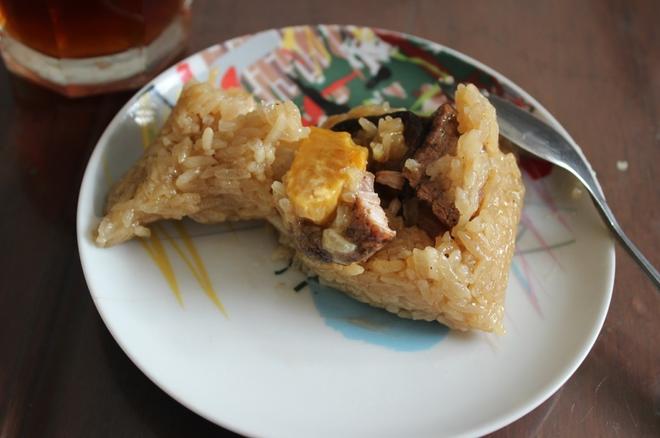 芋泥蛋黄肉粽的做法