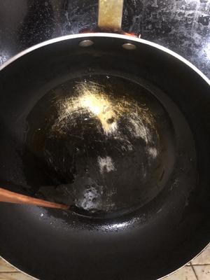 鲜美好吃的油焖笋的做法 步骤3