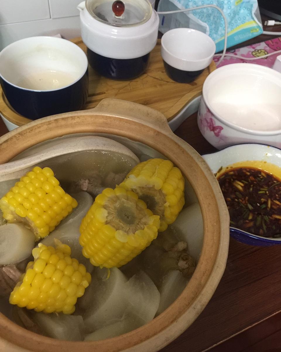 玉米排骨汤