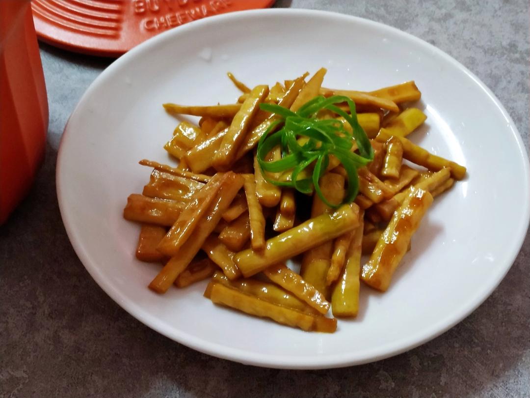 油焖春笋【3月北鼎珐琅铸铁锅食谱】