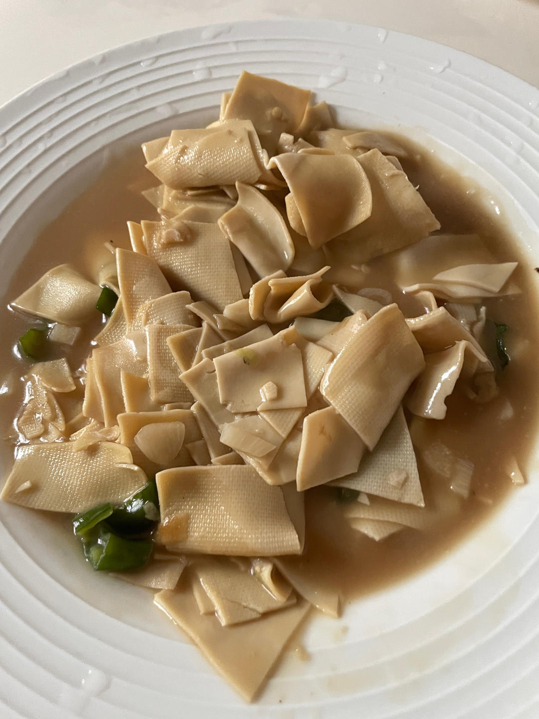 不用厨艺的尖椒干豆腐