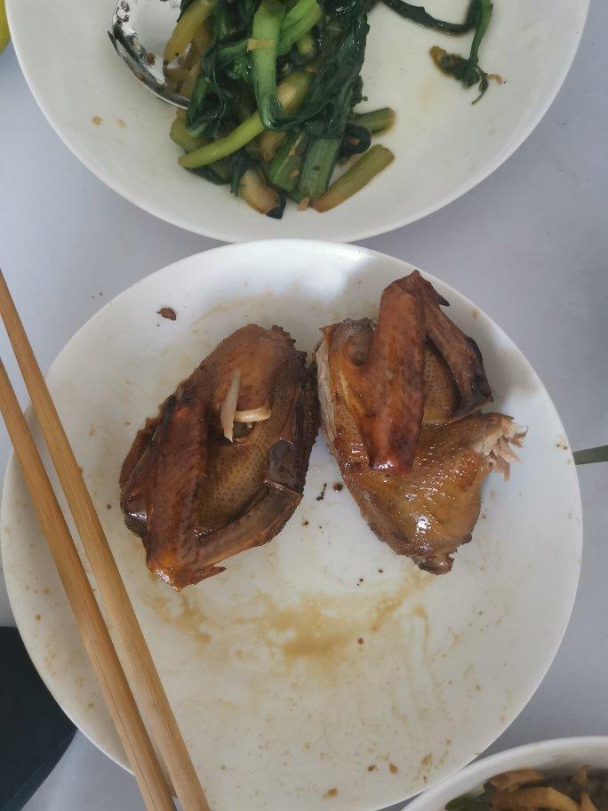 看似复杂其实简单三步的脆皮乳鸽/烤乳鸽