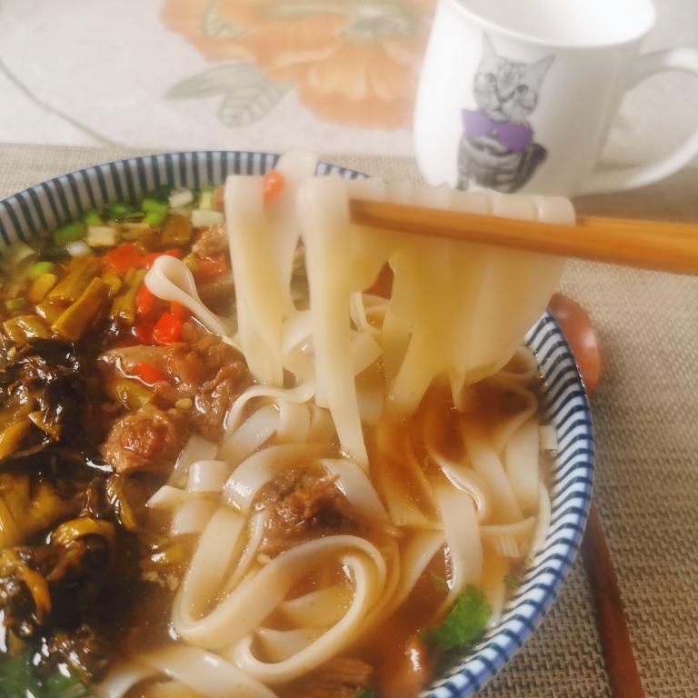 超满足❗牛肉米粉早餐的做法