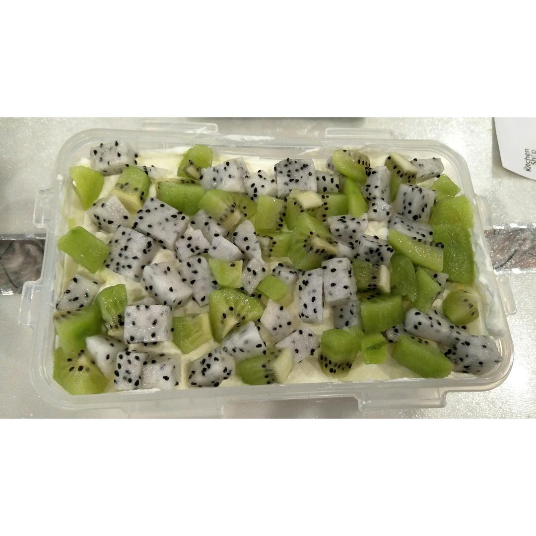 水果盒子蛋糕