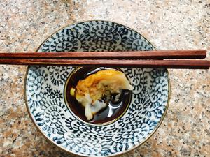 芹菜虾肉水饺的做法 步骤3