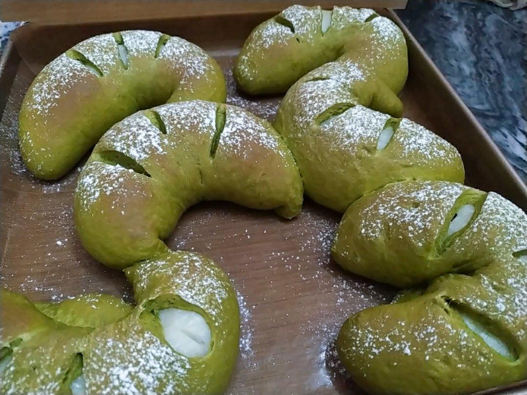 抹茶麻薯红豆软欧包