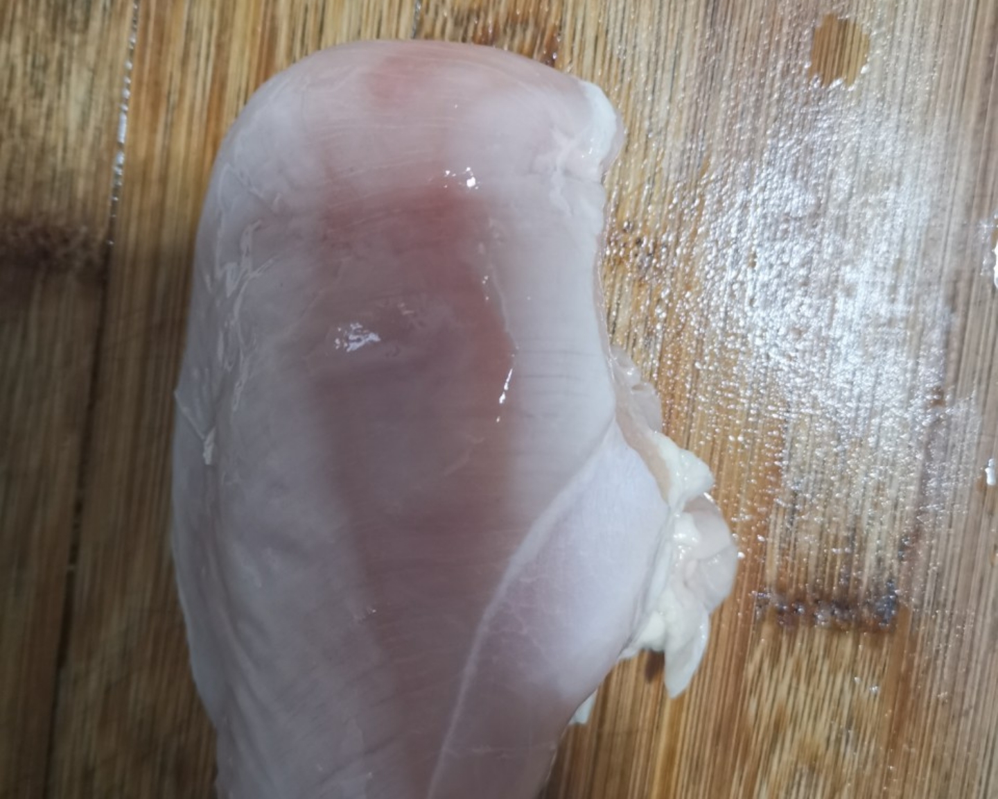 简易好吃的锡纸鸡胸肉的做法 步骤2