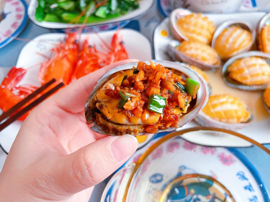 原汁原味清蒸鲍鱼、九节虾