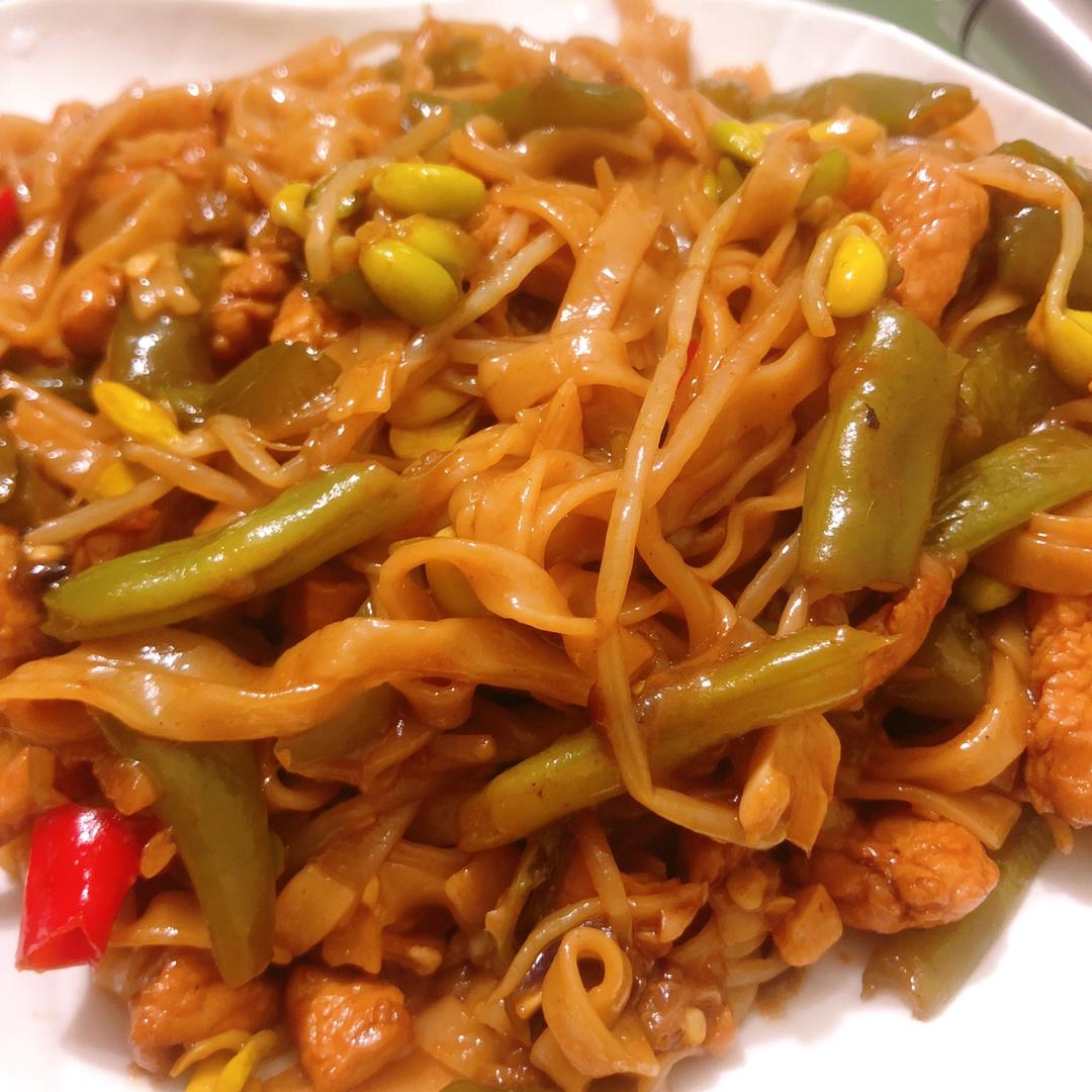 豆角五花肉焖面