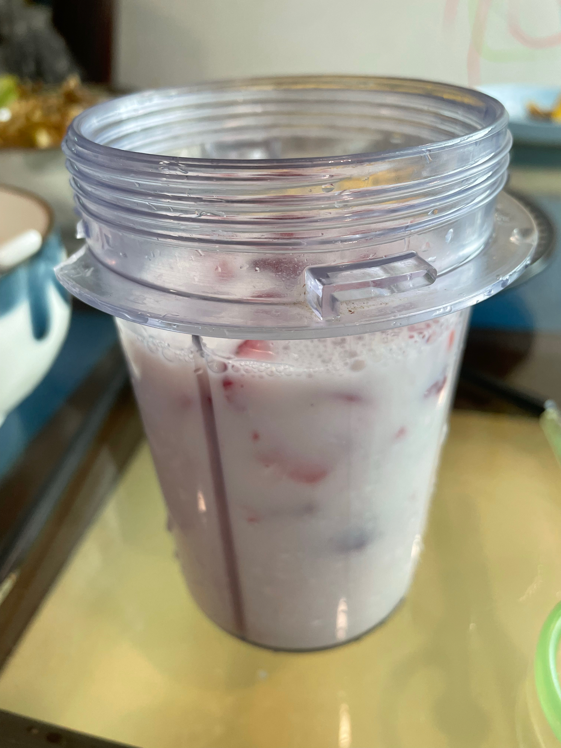 🍓消耗草莓的草莓牛奶饮的做法 步骤6
