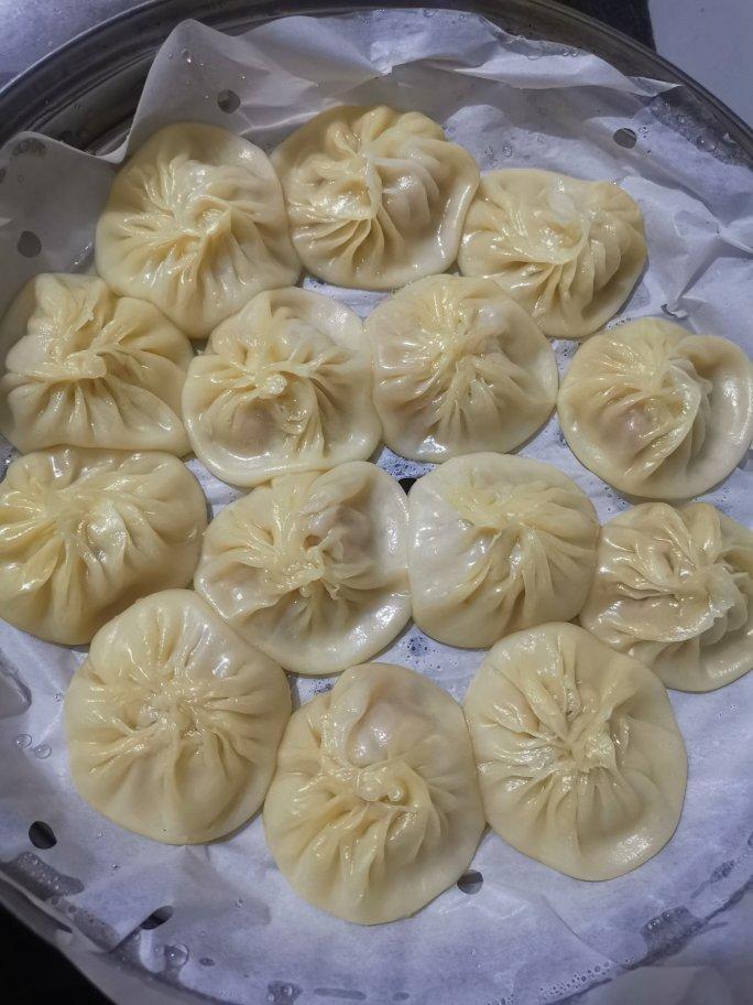 小笼汤包