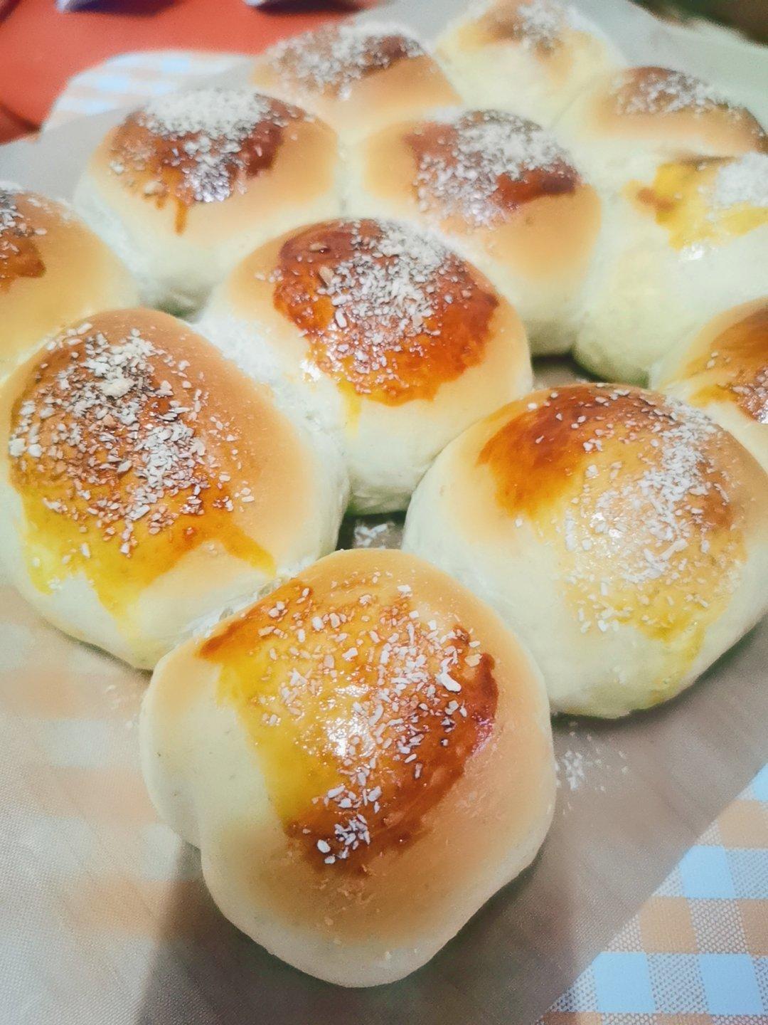 椰蓉面包卷