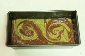 抹茶巧克力纹理磅蛋糕（Matcha and Chocolate Marble Pound Cake)的做法 步骤8