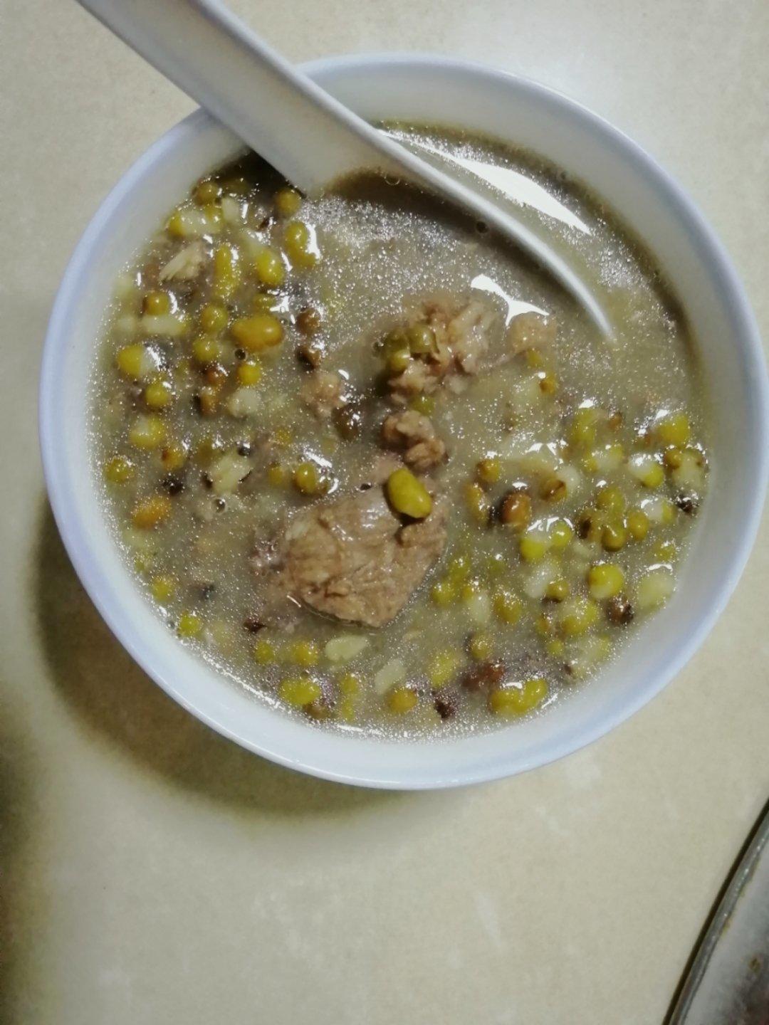 解暑【绿豆排骨汤】
