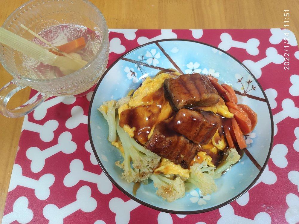 蒲烧鳗鱼饭