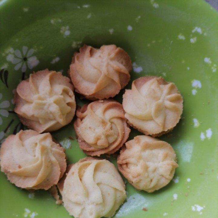 花纹如刀锋般锐利的黄油曲奇