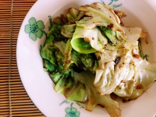 蚝油手撕卷心菜