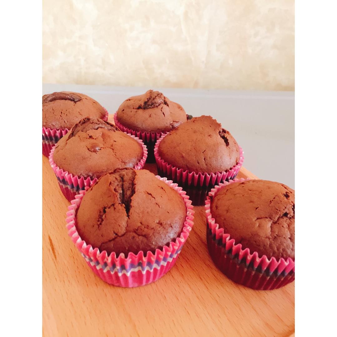 巧克力熔岩蛋糕(全图文超简单)