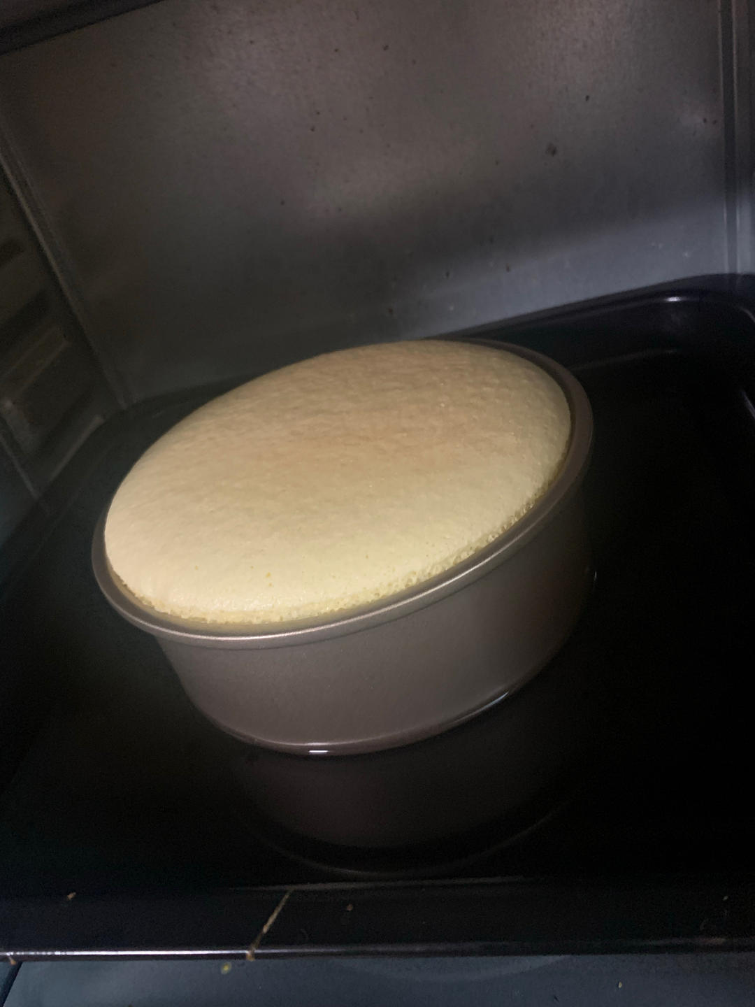 不开裂不回缩不掉皮的酸奶水浴法蛋糕