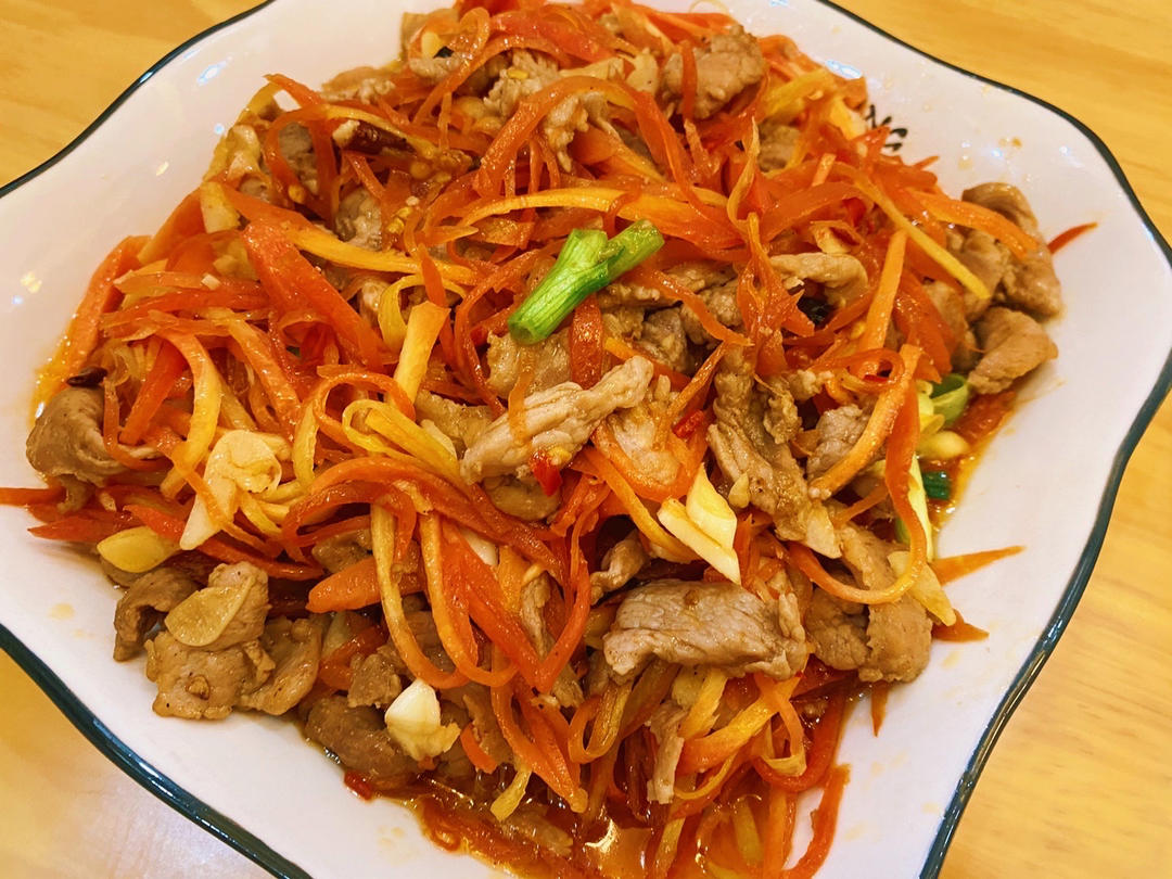 超下饭的胡萝卜炒肉