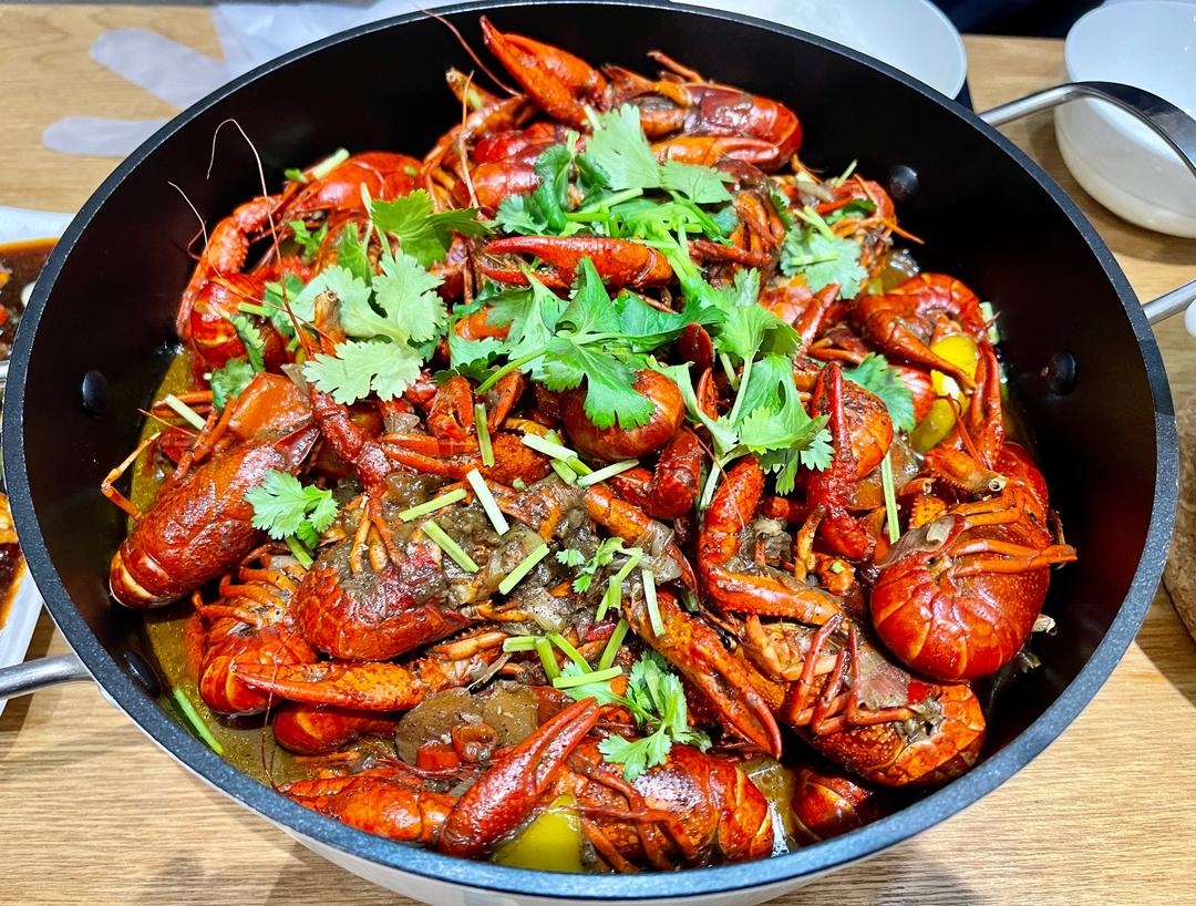 十三香麻辣小龙虾