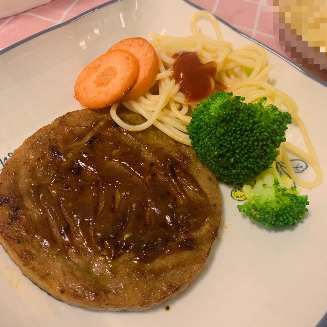 黑椒牛排