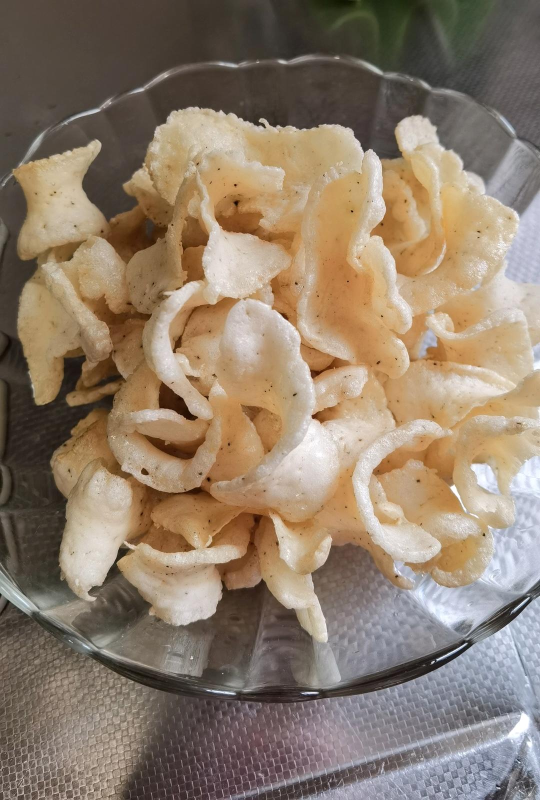 虾肉做的手工虾片 好多细节