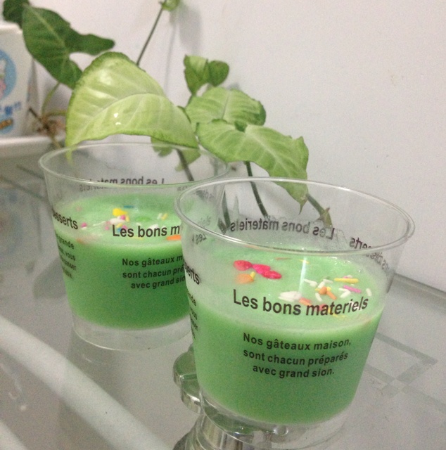 香蕉牛奶雪糕杯