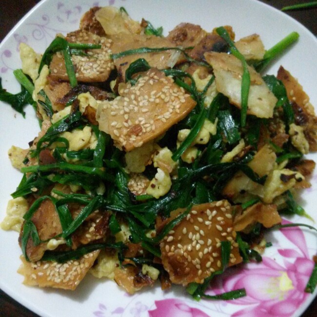韭菜鸡蛋炒烧饼