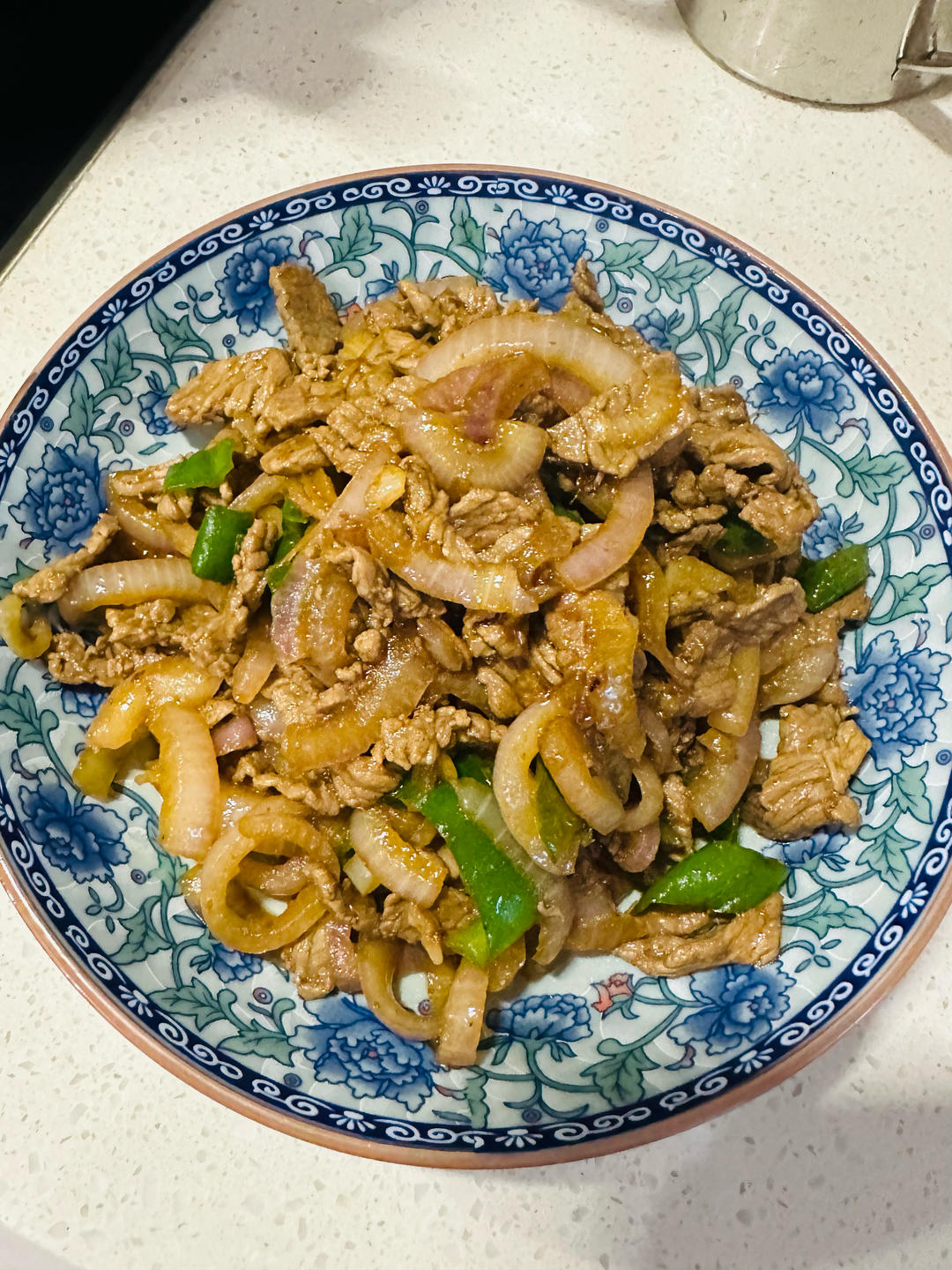 老少皆宜的一道“青椒洋葱爆炒牛肉”