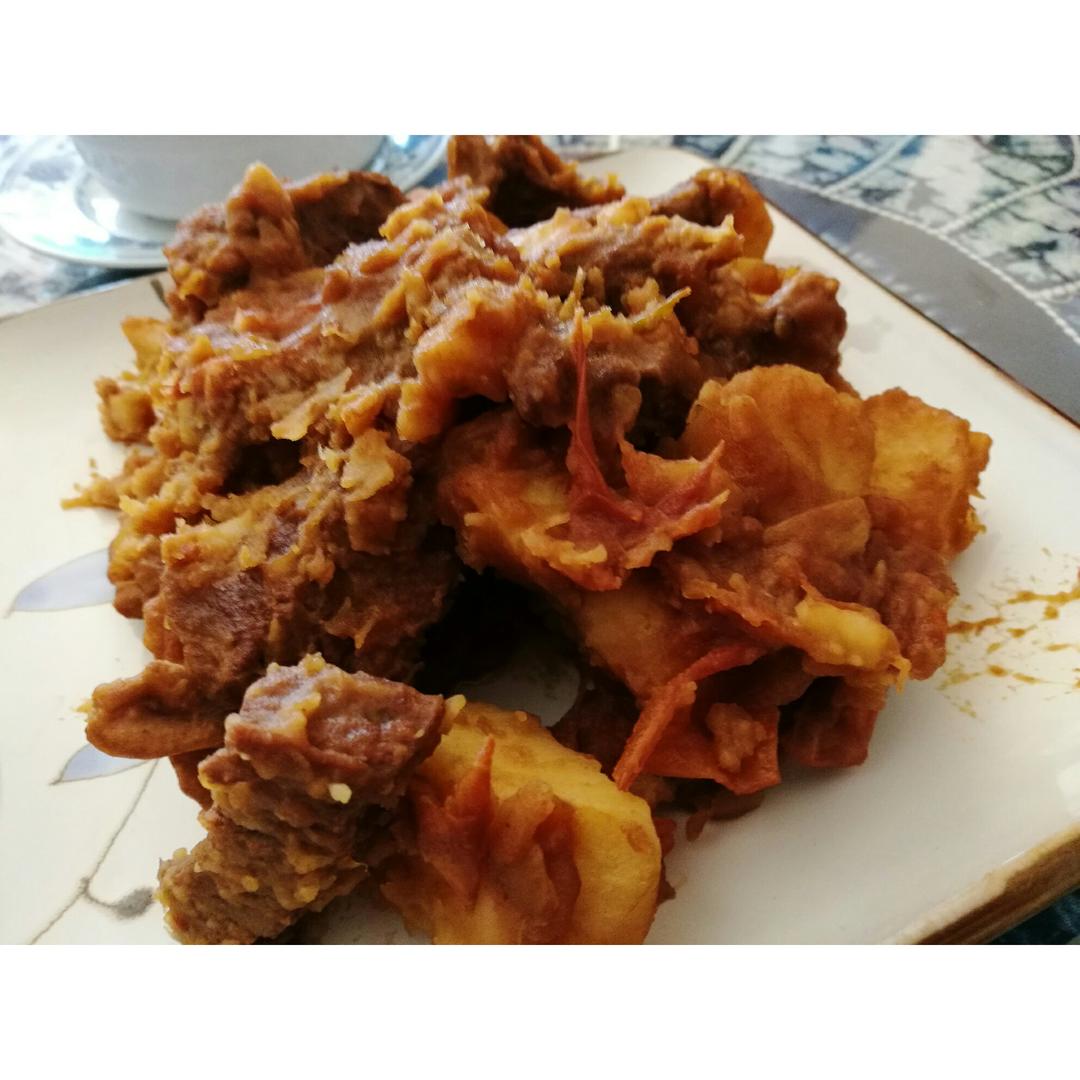 土豆炖牛肉