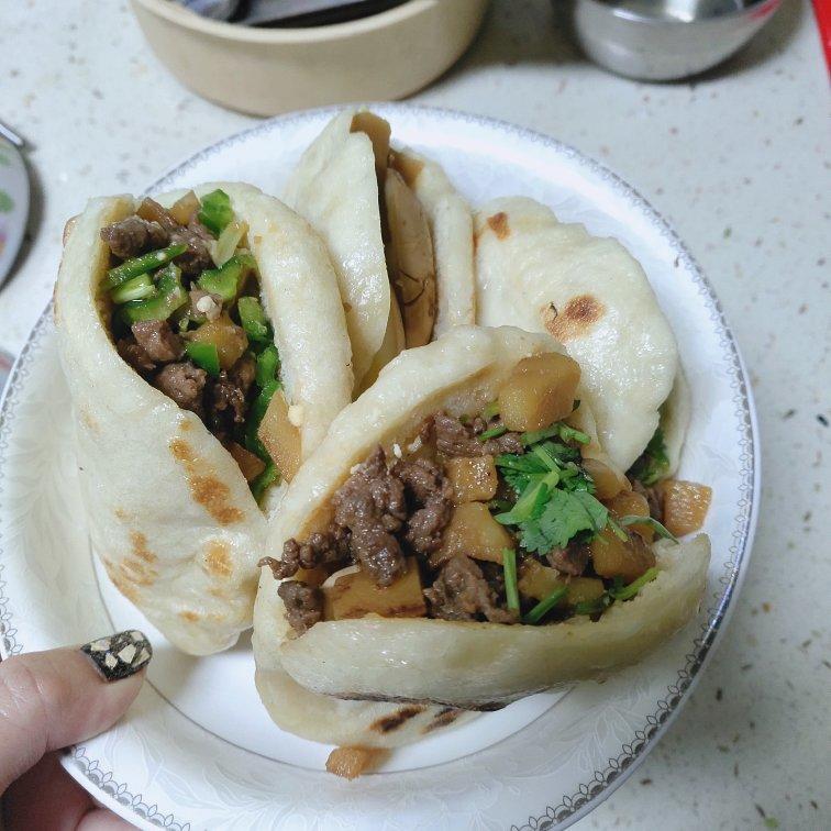 空心馍（肉夹馍）