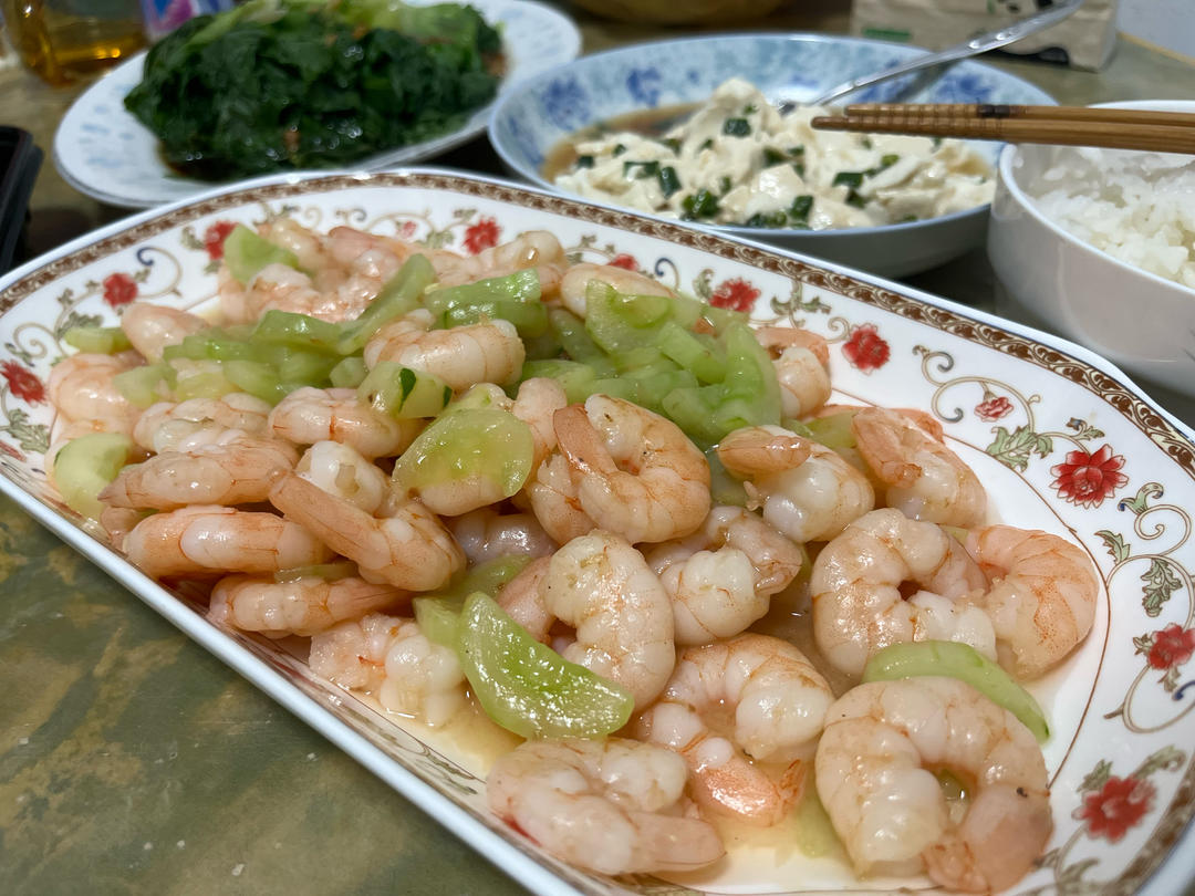 三色炒虾仁