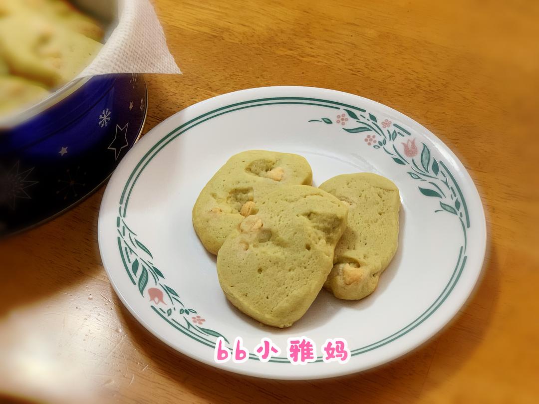 抹茶白巧克力饼干的做法