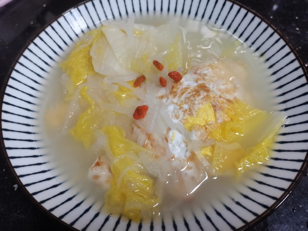 🌈冬天必喝的汤～萝卜白菜汤！简单又美味