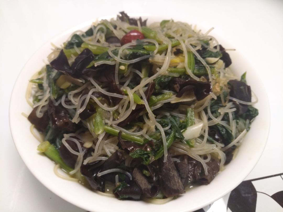 菠菜炒粉丝