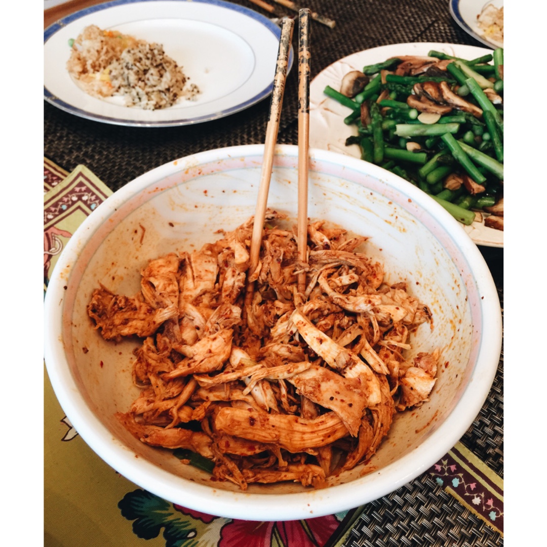 家常香嫩手撕鸡