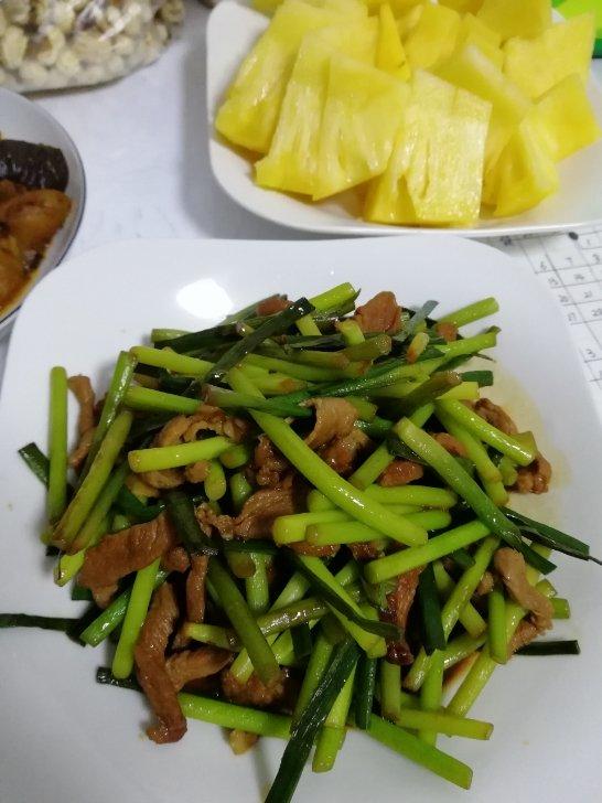 蒜苔炒肉丝(爆好吃收藏版)