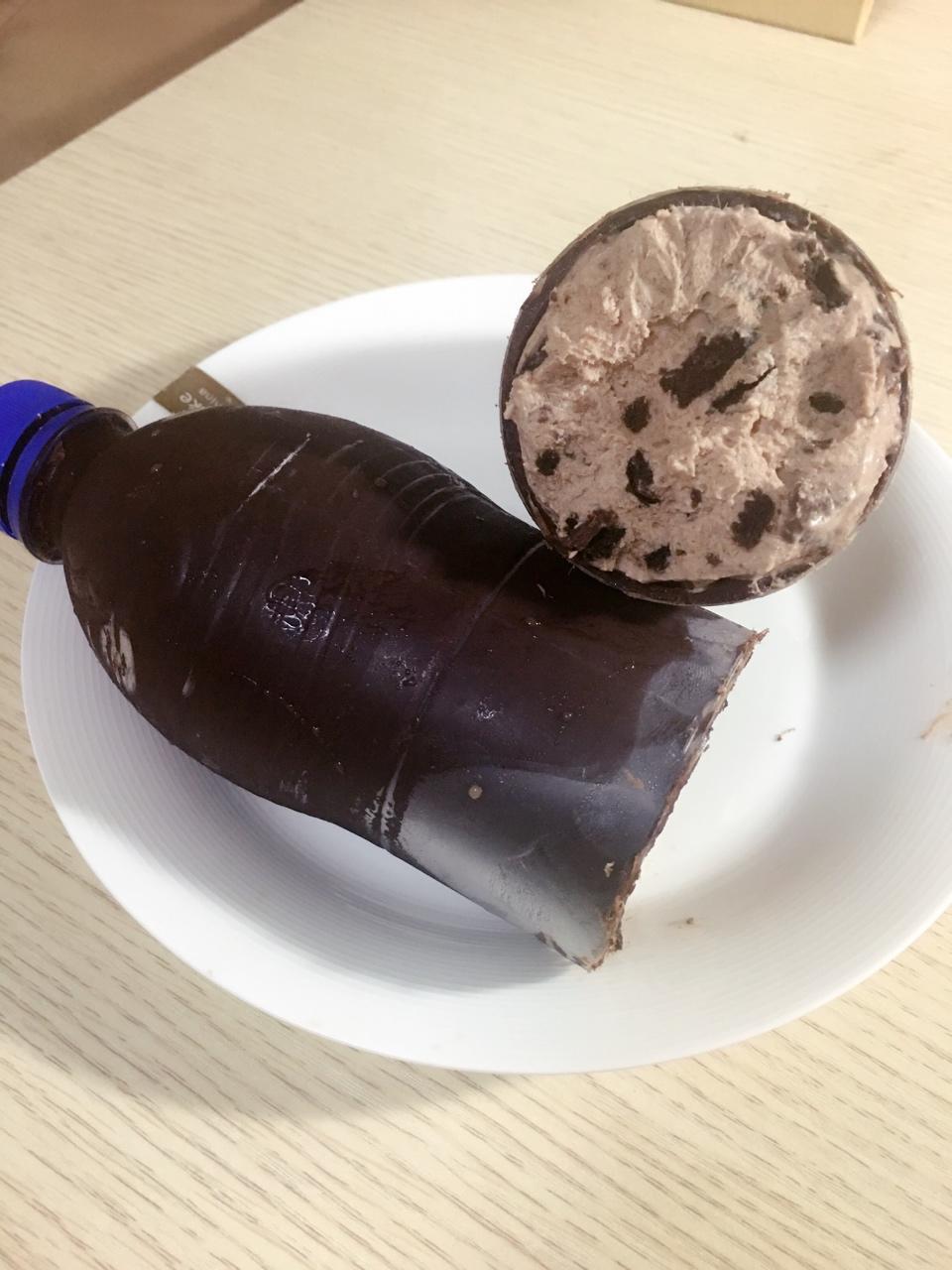 爆红的可乐冰淇淋蛋糕