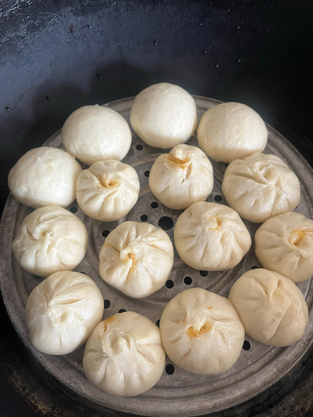 猪肉白菜包子~柴火大锅