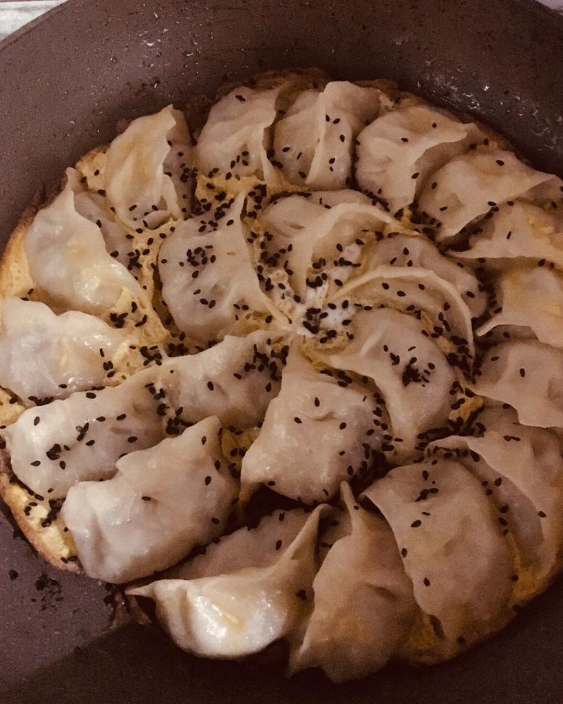 抱蛋煎饺