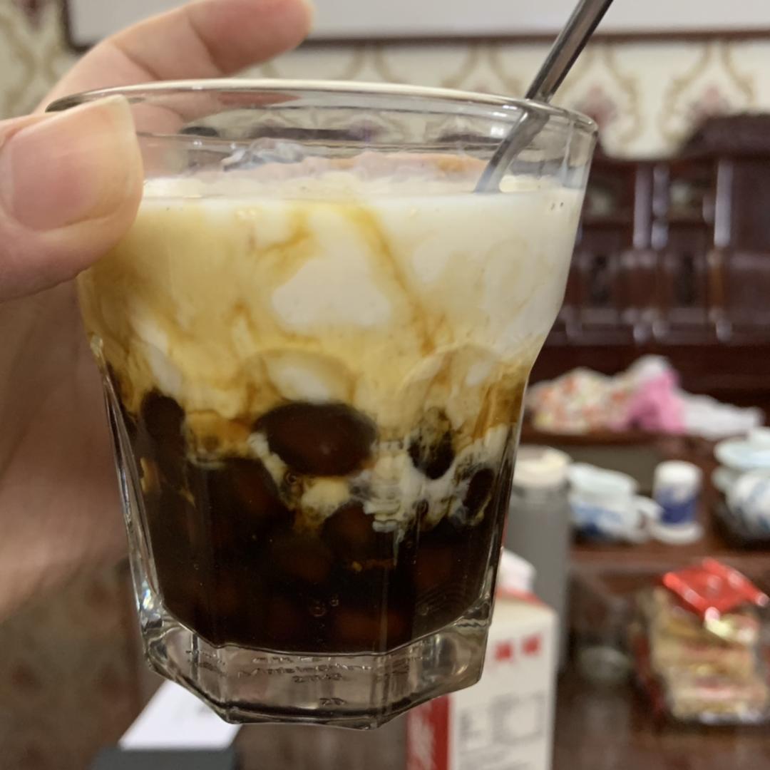 黑糖珍珠鲜奶-在家喝鹿角巷