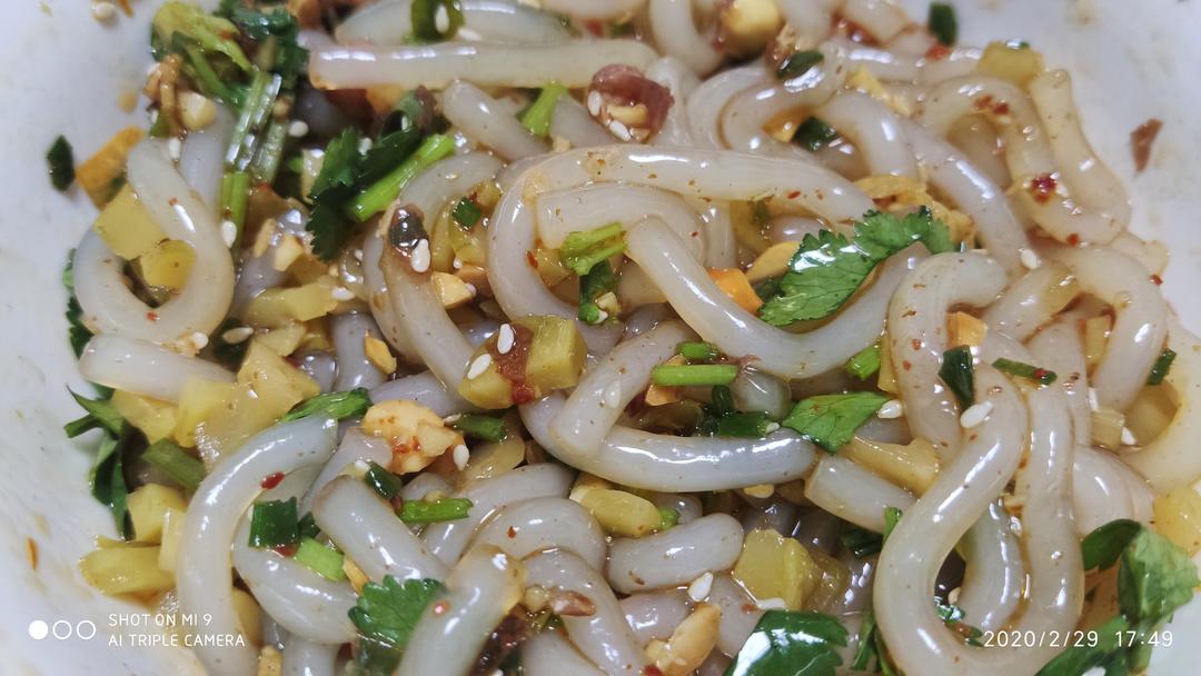 2块搞定Q弹顺滑的凉拌酸辣土豆粉💥 好吃到飙泪。