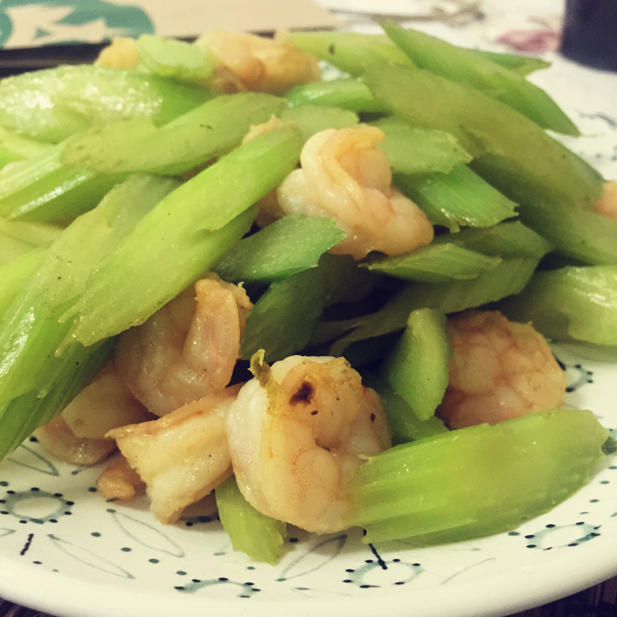 西芹炒虾仁